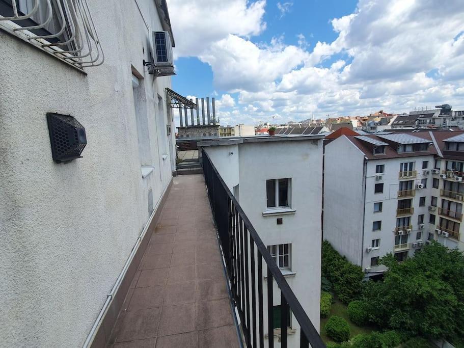Master Apartment With Air Condition And Separated Rooftop Terrace Boedapest Buitenkant foto